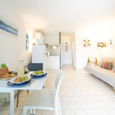 Apartment Ulysse Plage-4 By Interhome