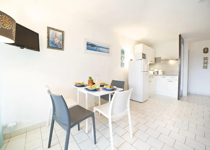 Ulysse Plage-4 By Interhome *